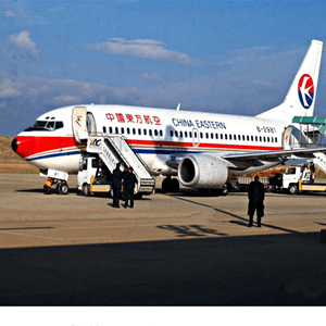 长白山航空邮寄航空快运业稳步发展的原因是什么？